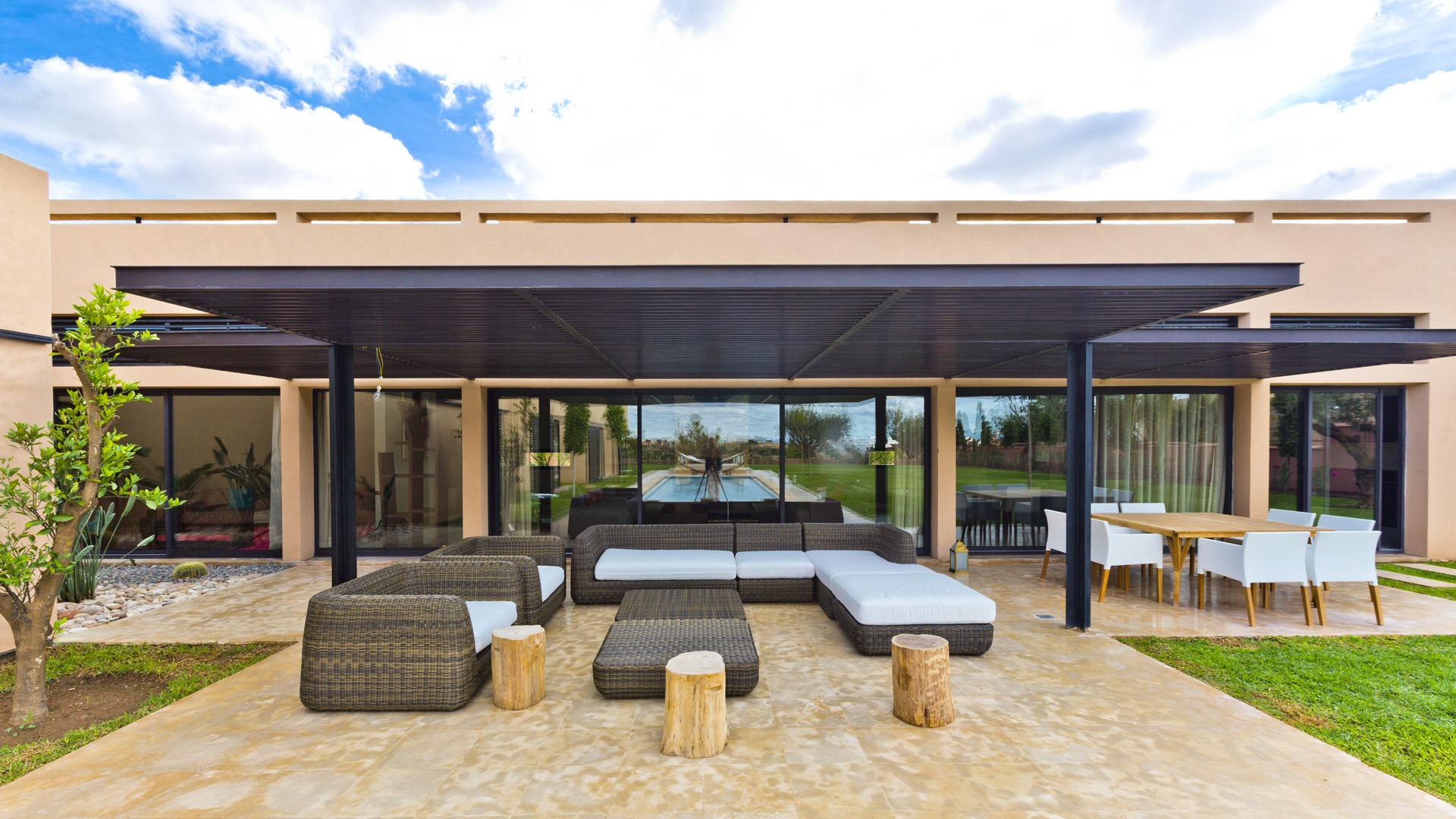 ALMADEN-147-WIJ_2040